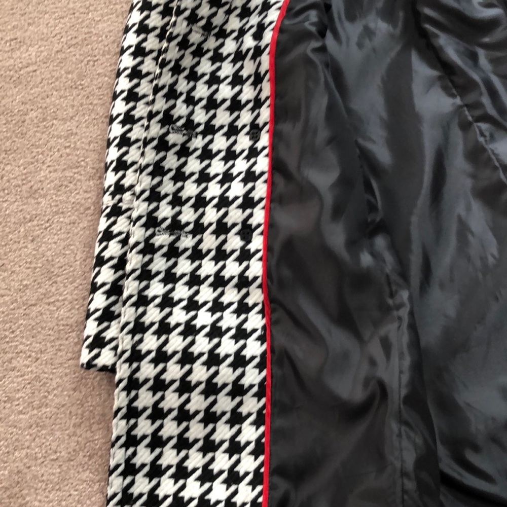 Jacket - Picture 3 of 4